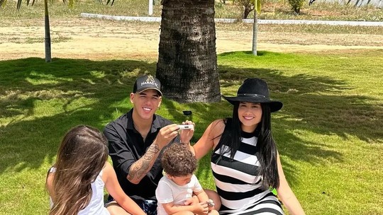 Zé Vaqueiro e Ingra Soares Ponderam o Fim de Seu Relacionamento