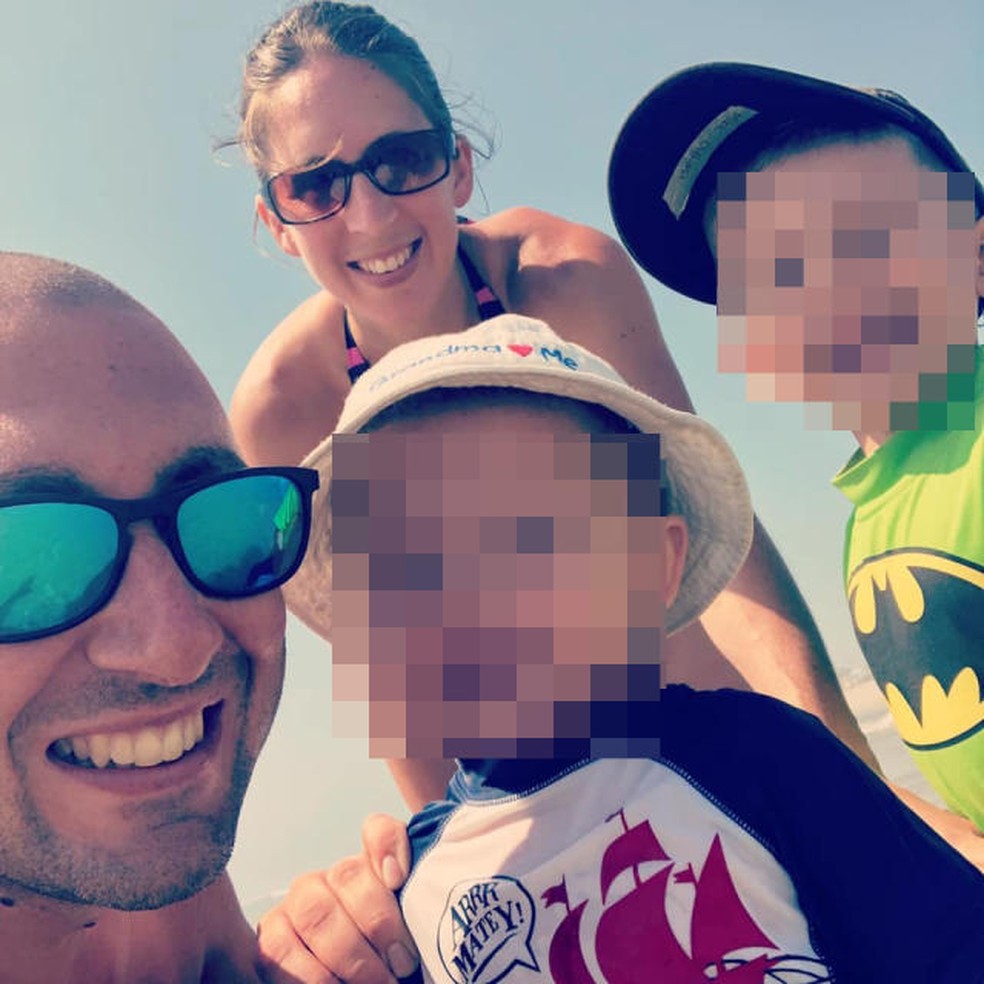 Brian e Elizabeth DiBiasi e os dois filhos — Foto: Reprodução