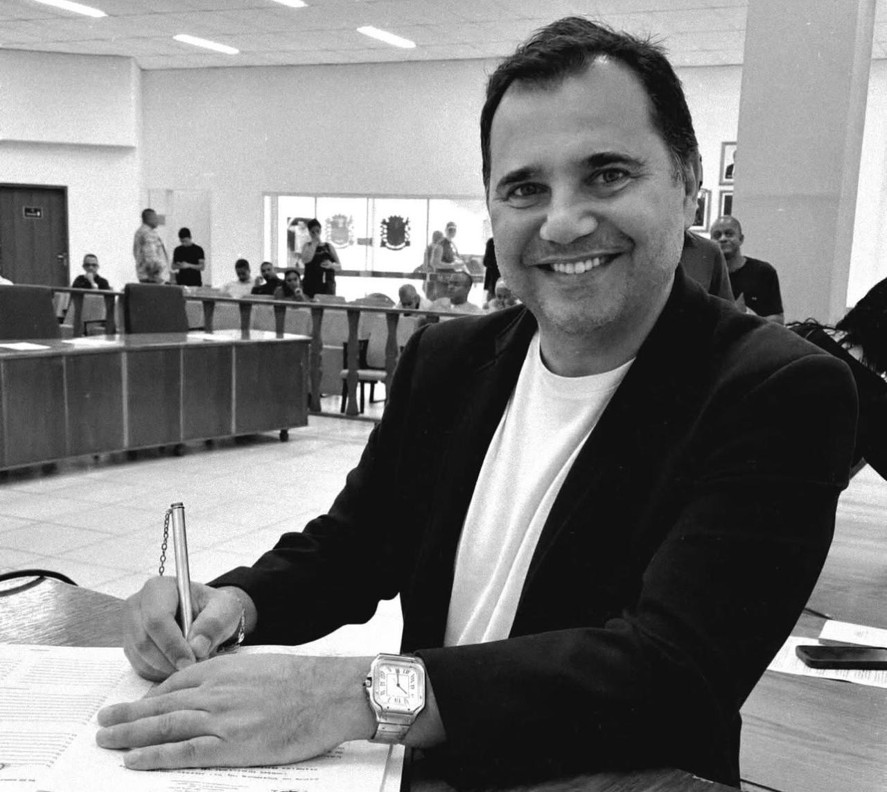 Secretário de Desenvolvimento Econômico de Queimados é morto em abordagem da PM na Avenida Brasil