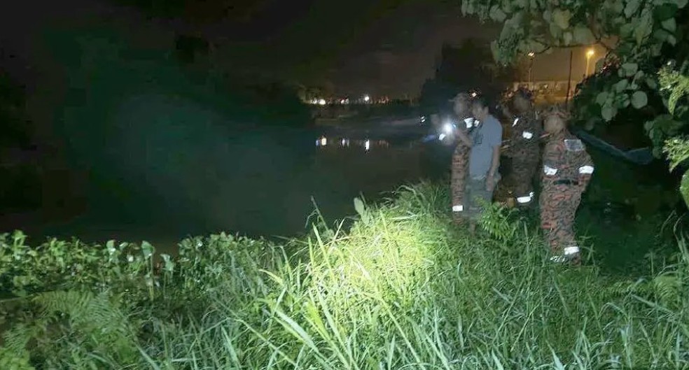 Buscas pelo corpo de Jacob Tuan na Mal&aacute;sia &mdash; Foto: Reprodu&ccedil;&atilde;o/Padawan Fire and Rescue Department