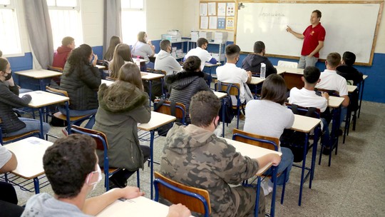 Migração de carga horária: mais de quatro mil professores se inscreveram para processo, que tem 5 mil vagas