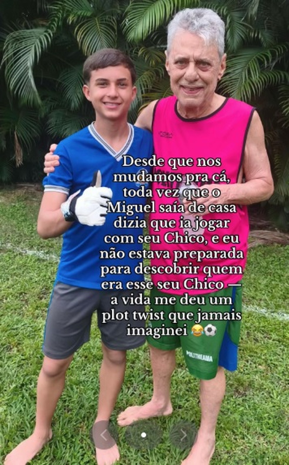Miguel Melo e Chico Buarque, seu parceiro no futebol de condomínio — Foto: Reprodução/TikTok