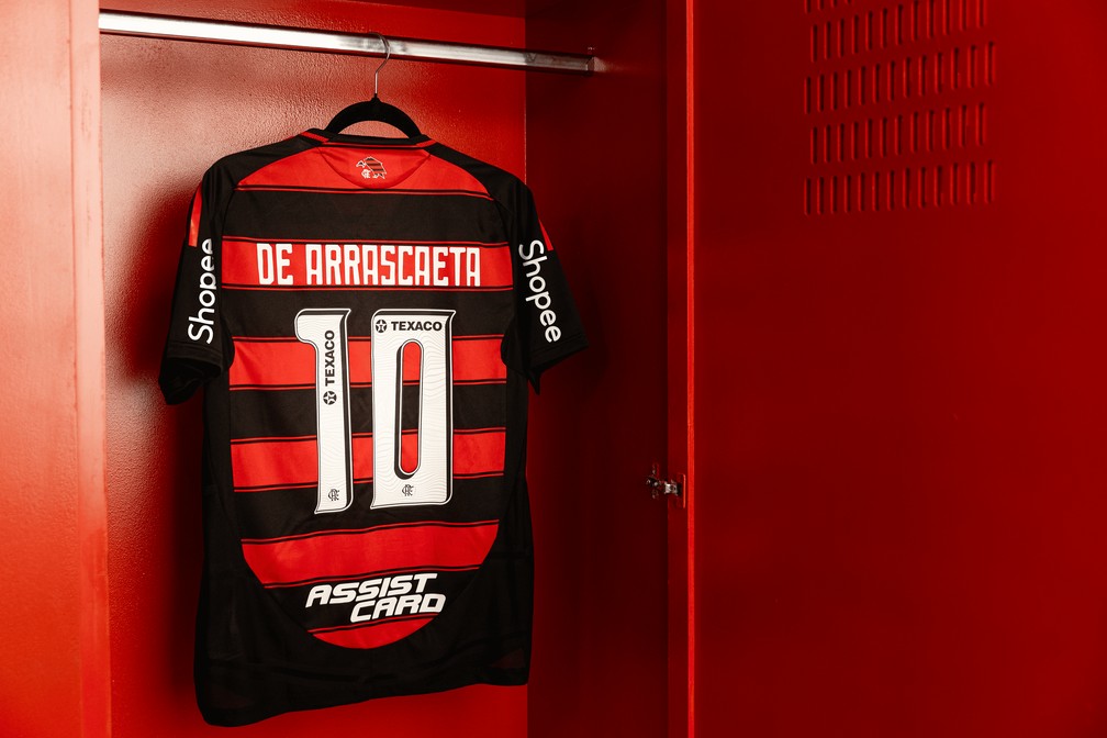 O novo uniforme 1 do Flamengo — Foto: Divulgação/Adidas