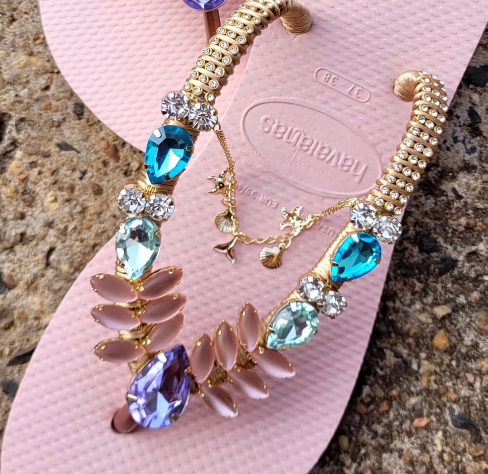 Suzane Von Richthofen confecciona produtos para vender — Foto: Instagram