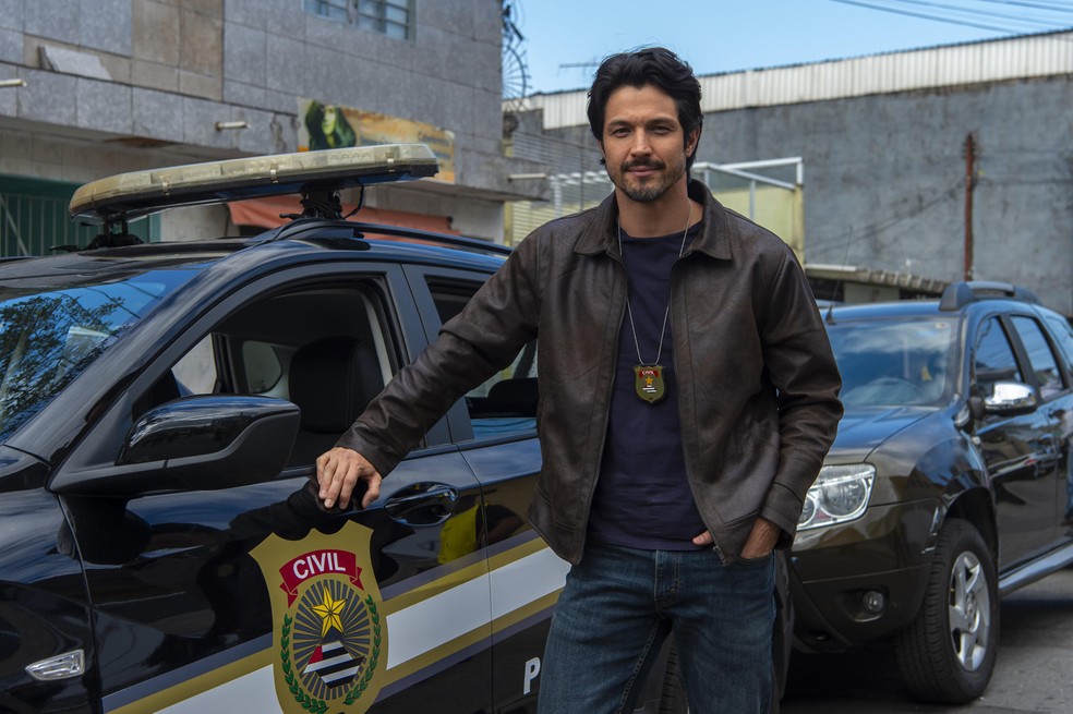 Paulinho (Romulo Estrela) em 'Três Graças' — Foto: Estevam Avellar/ Rede Globo/ Divulgação