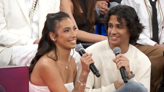 Ex-BBB Vanessa Lopes e Lucas Mamede fazem primeira aparição como casal na TV após seis meses de namoro