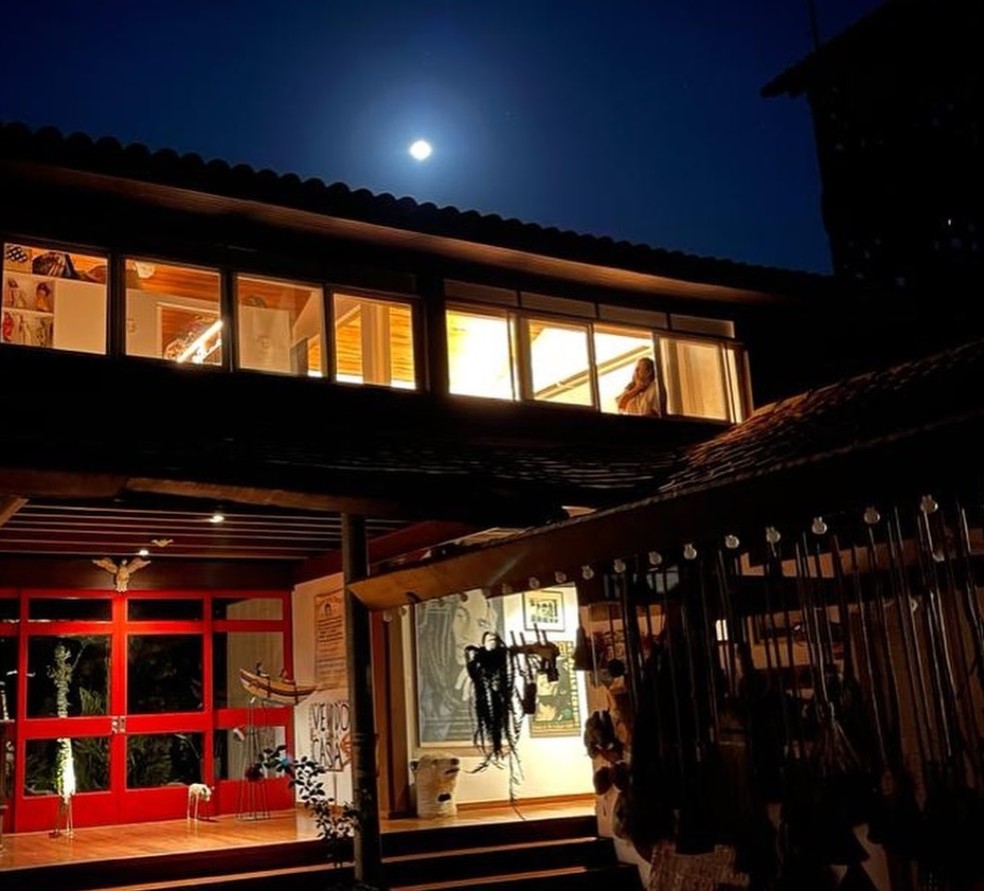 A casa de Regina Casé em Mangaratiba — Foto: reprodução/ instagram