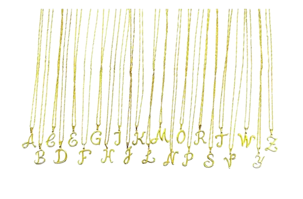 Colar com letra — Foto: Reprodução