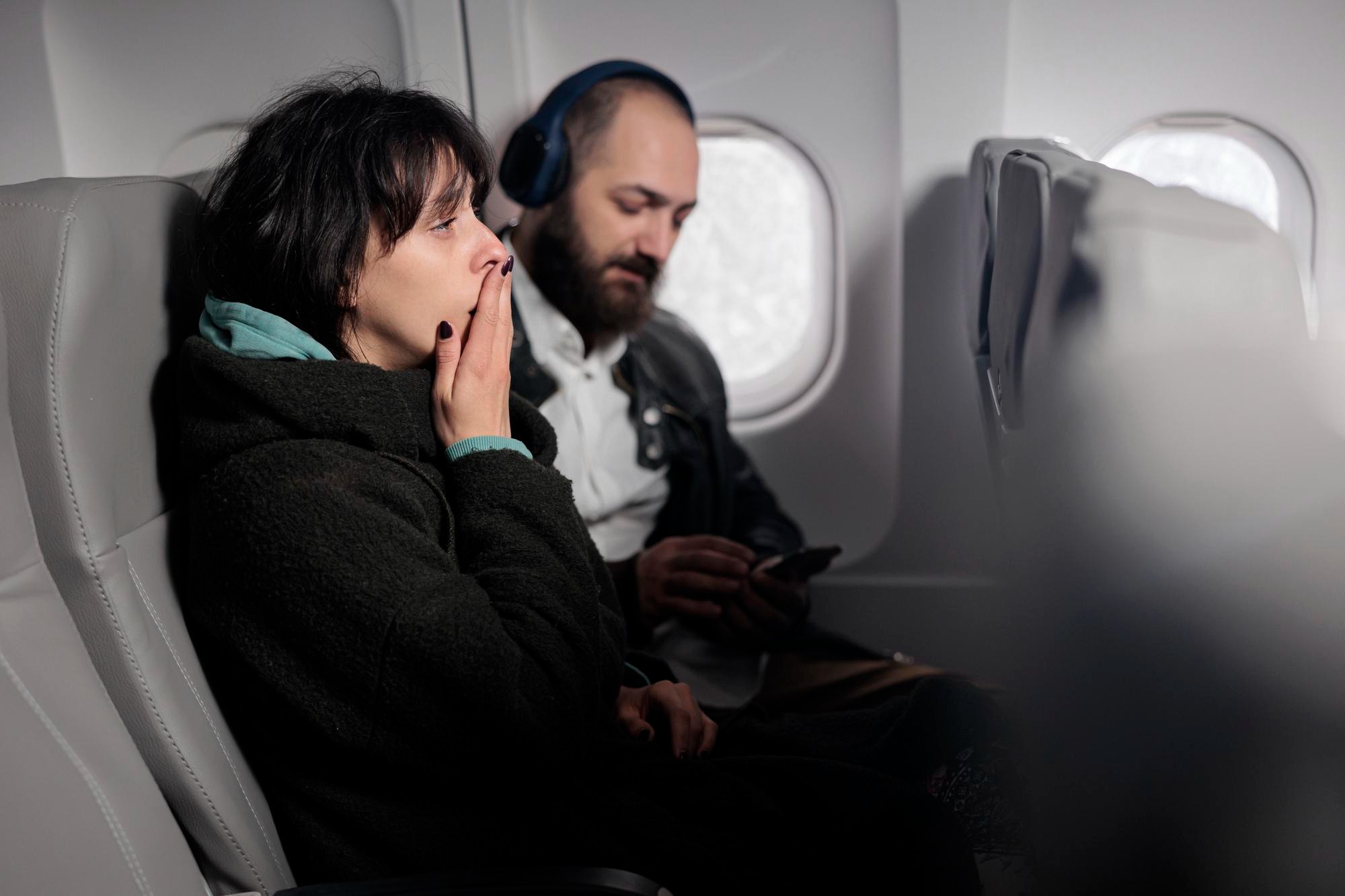 O que realmente acontece com nosso corpo ao pegar um avião