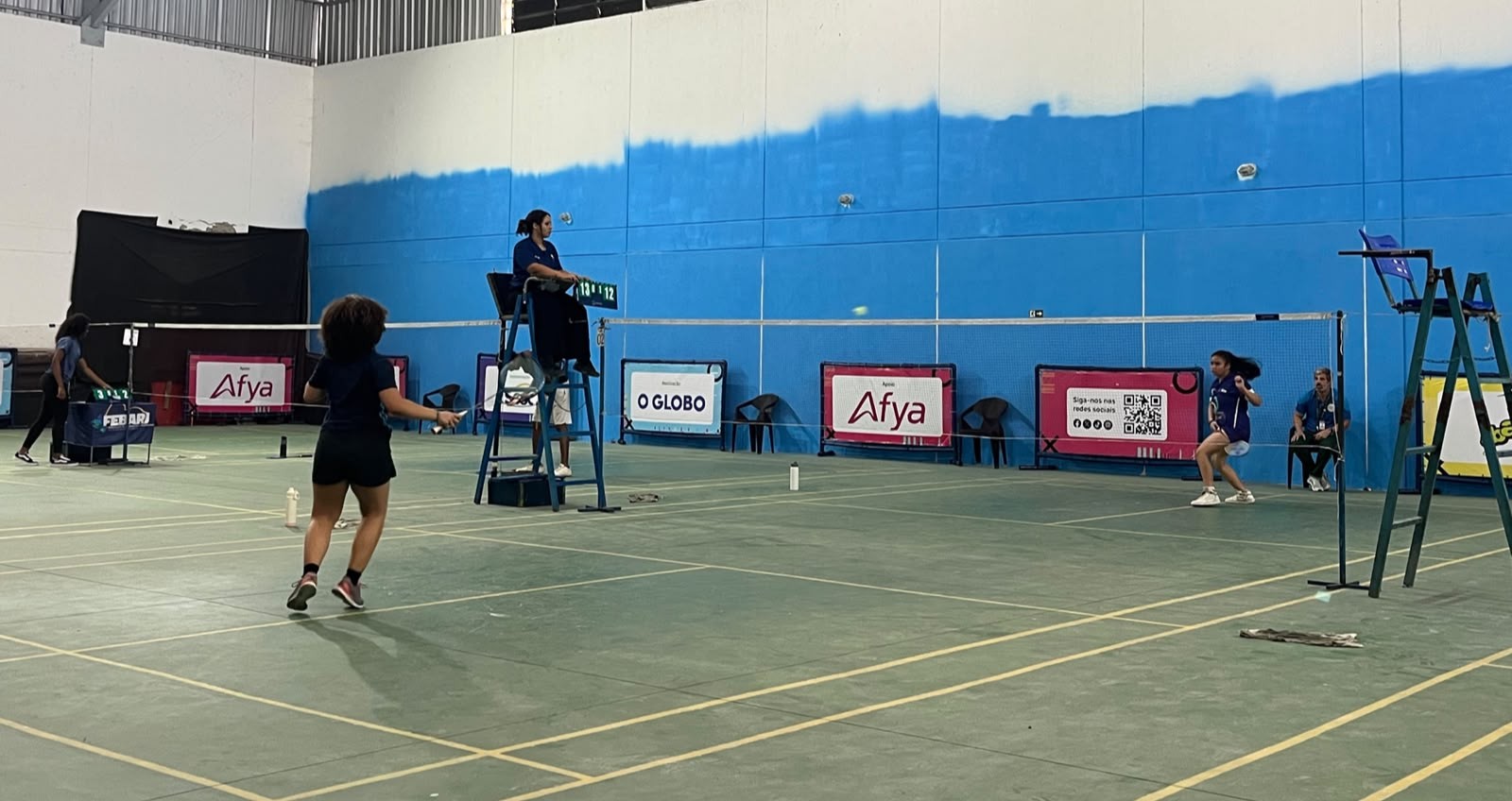 Intercolegial: gêmeos repetem feito e escolas têm disputa acirrada no badminton