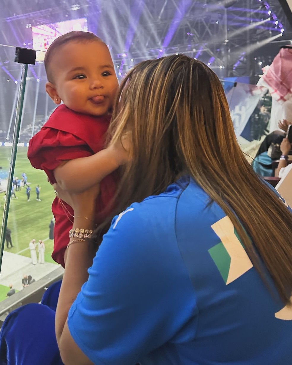 Gabily e Mavie, filha de Neymar e Bruna Biancardi — Foto: Reprodução/Instagram