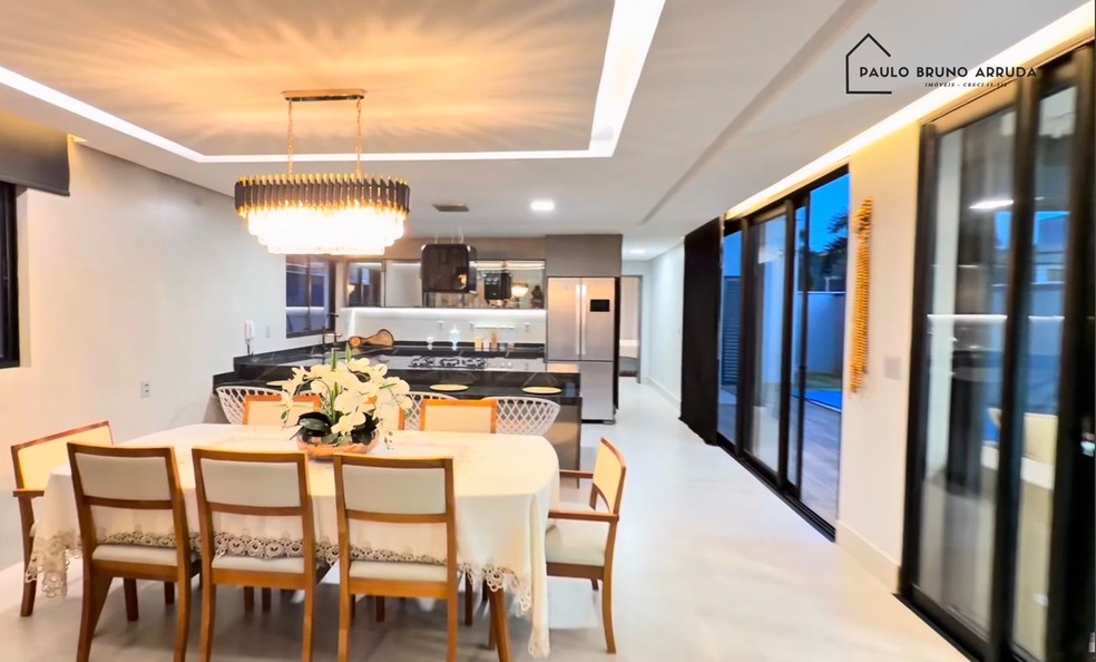 Gil do Vigor põe à venda mansão em Pernambuco por R$ 3,2 milhões — Foto: Reprodução/YouTube