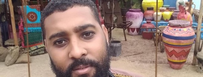 Polícia prende suspeitos de terem matado ator Edson Caldas