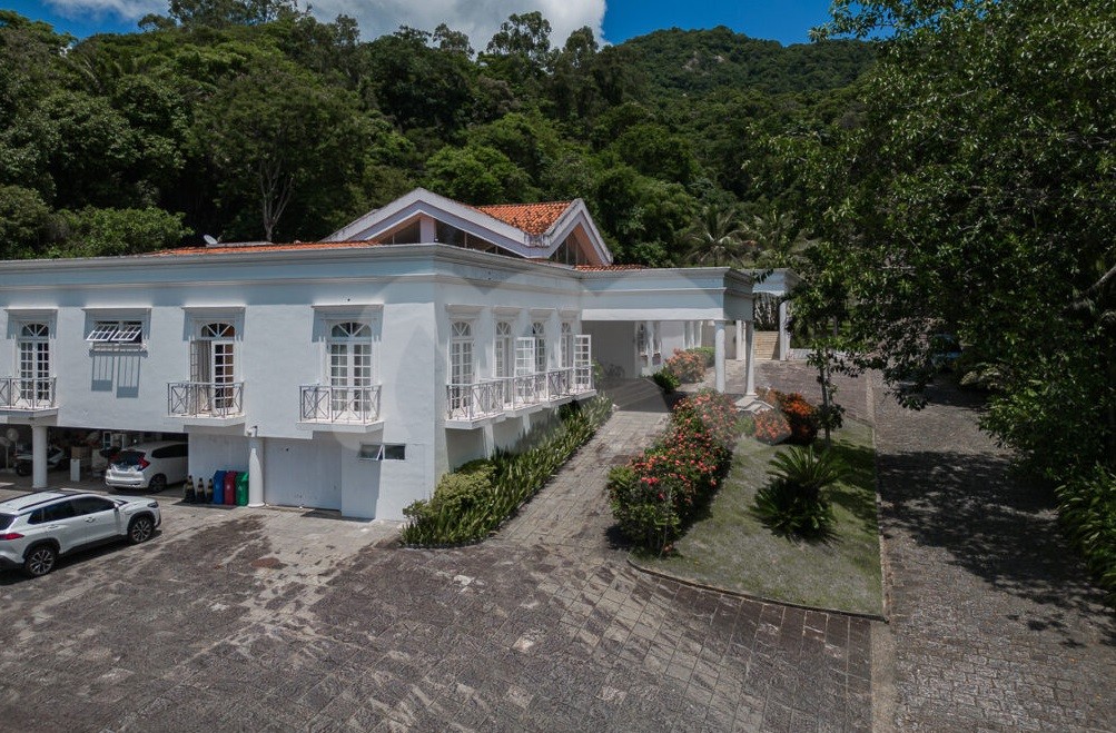 Mansão de Renato Aragão tem 3 mil m² — Foto: Muller Imóveis/Reprodução