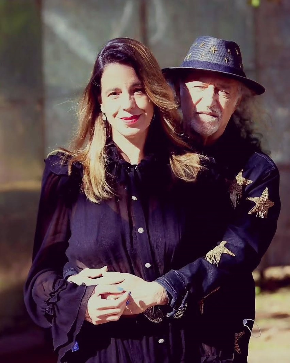 Alceu Valença com a esposa, Yanê Montenegro — Foto: Reprodução/Instagram