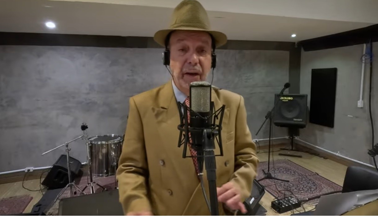‘Vovô do rock’, Humberto Lane desafia etarismo com músicas para Vini Jr. e mulheres brasileiras - QTU Questões do Universo