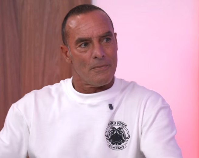 Paulo Zulu lembra vazamento de nudes há 10 anos: 'Peguei um monte de trabalho e a mulherada enlouqueceu'