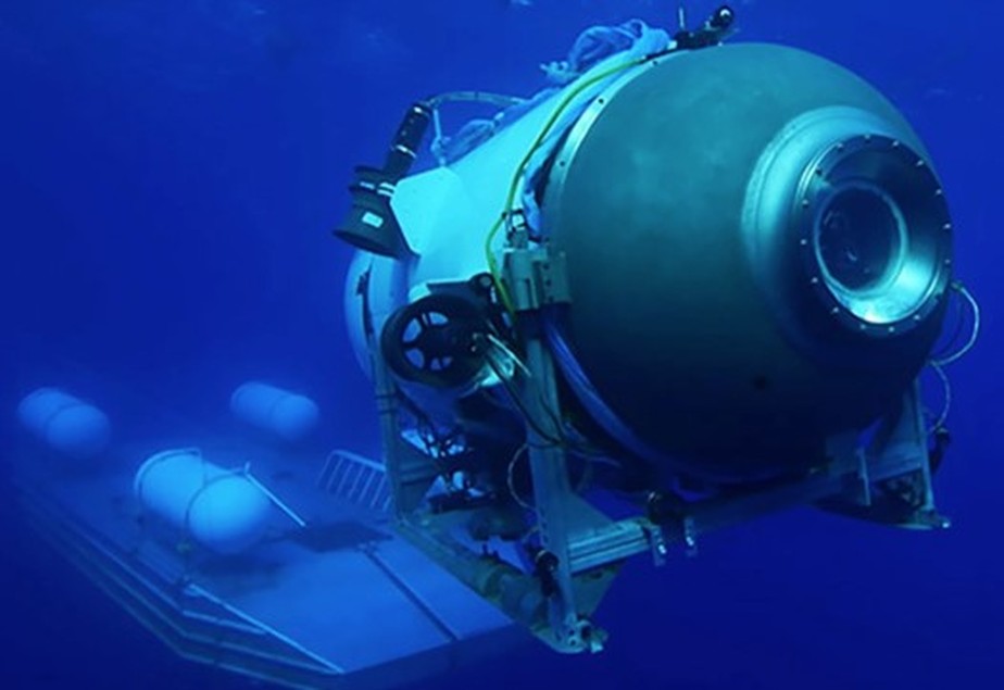 Submarino turístico pode estar preso nos destroços do Titanic, diz  contra-almirante da reserva | Page Not Found | extra