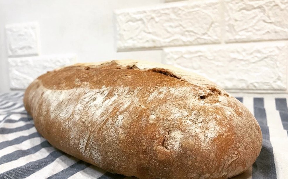 Pão feito com farinha de grilo, segundo a empresa Nutreinsect. — Foto: Reprodução
