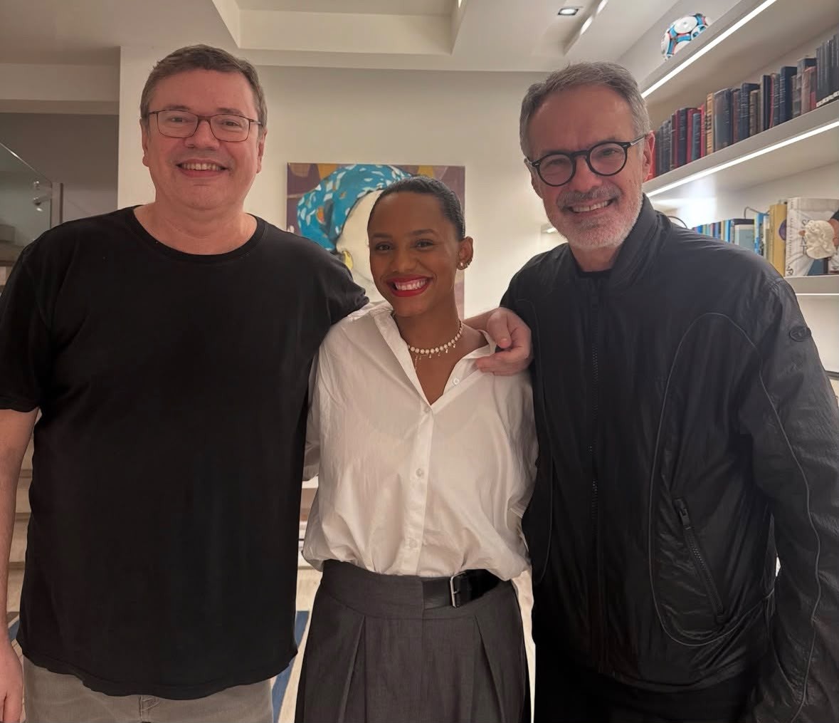 ‘Avenida Brasil 2’: Jéssica Ellen ganha personagem inédita na novela e mostra encontro com autor e diretor