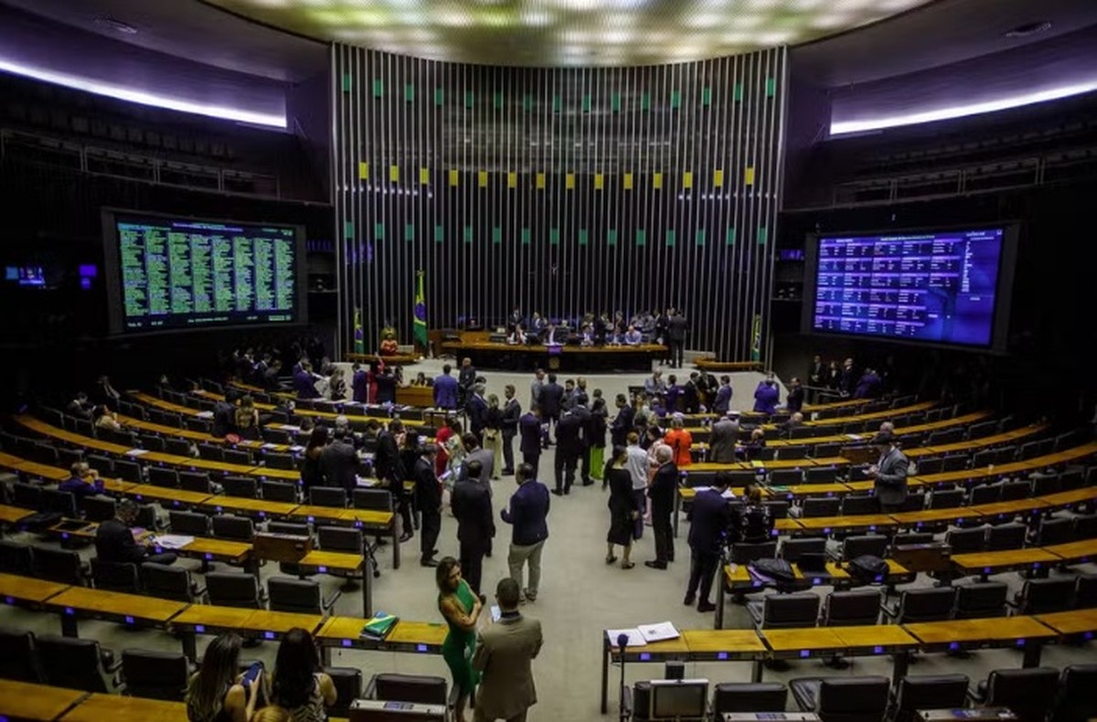 Crimes Contra Profissionais de Saúde: Pena Aumentada e Mais Proteção Aprovada pela Câmara