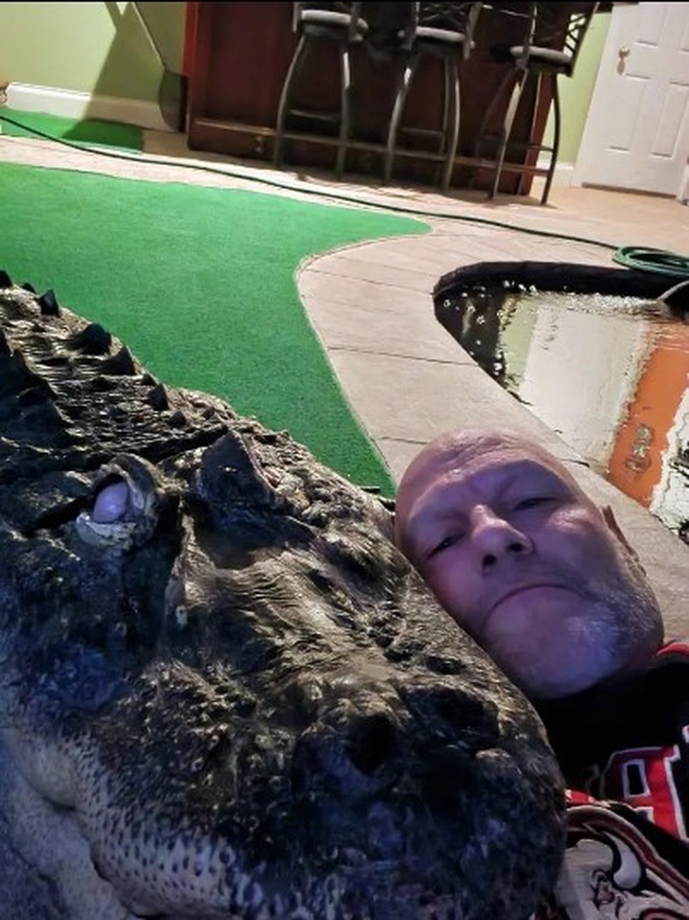 Tony e Albert: 'melhores amigos' &mdash; Foto: Reprodu&ccedil;&atilde;o/Facebook