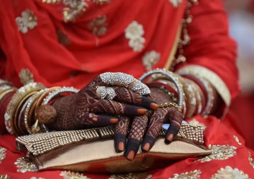 Noiva em cerimônia matrimonial na Índia (imagem meramente ilustrativa)