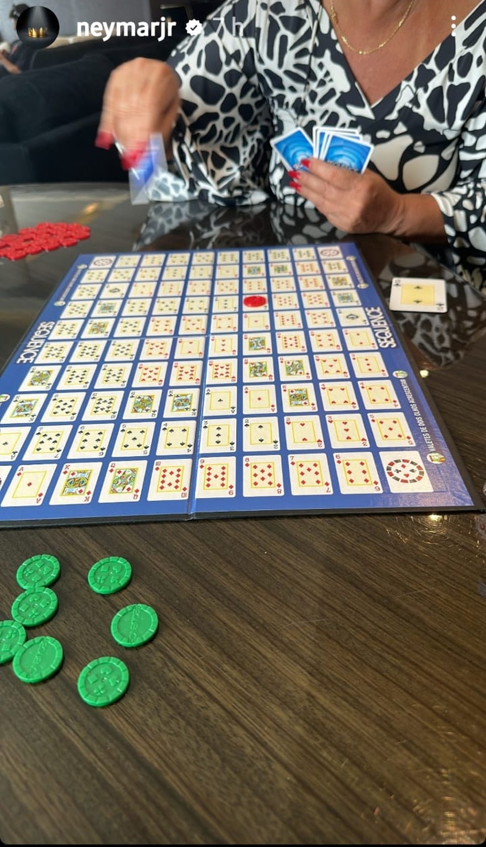 Nadine está com neymar em paris — Foto: extra