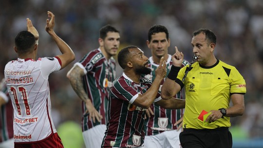 Árbitro venezuelano apita jogo do Fluminense pela volta da semifinal da Libertadores