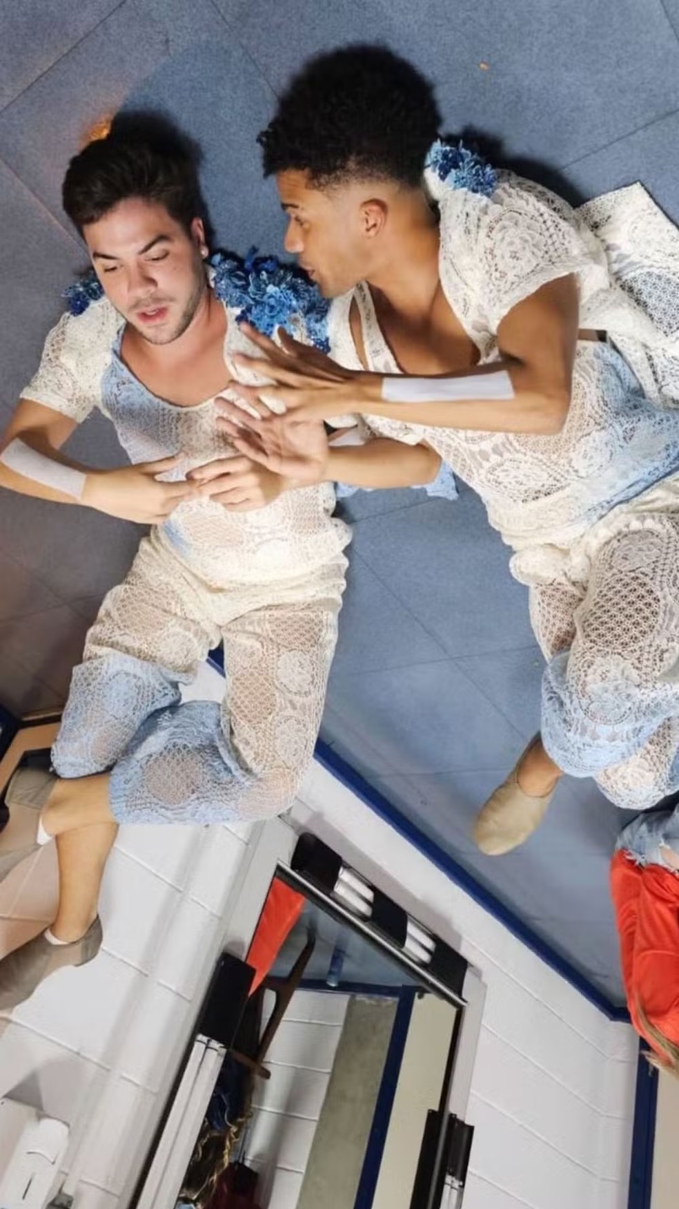 Lucas Leto ajudou Álvaro a superar ataque de pânico na "Dança dos famosos" — Foto: Reprodução/Instagram