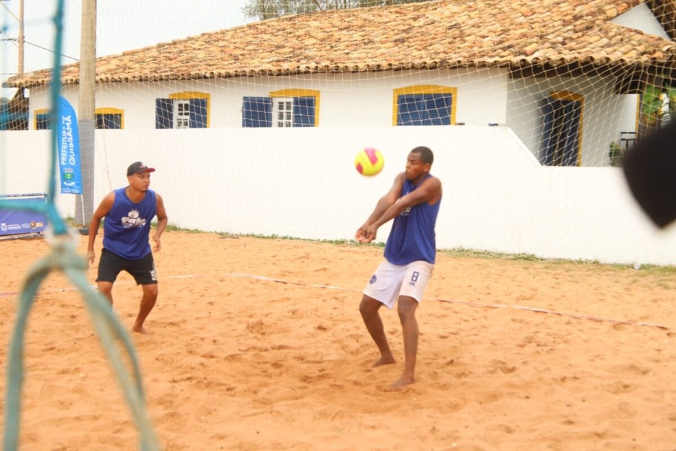 Ao todo, 14 duplas marculinas e 14 demininas participaram da disputa — Foto: Divulgação