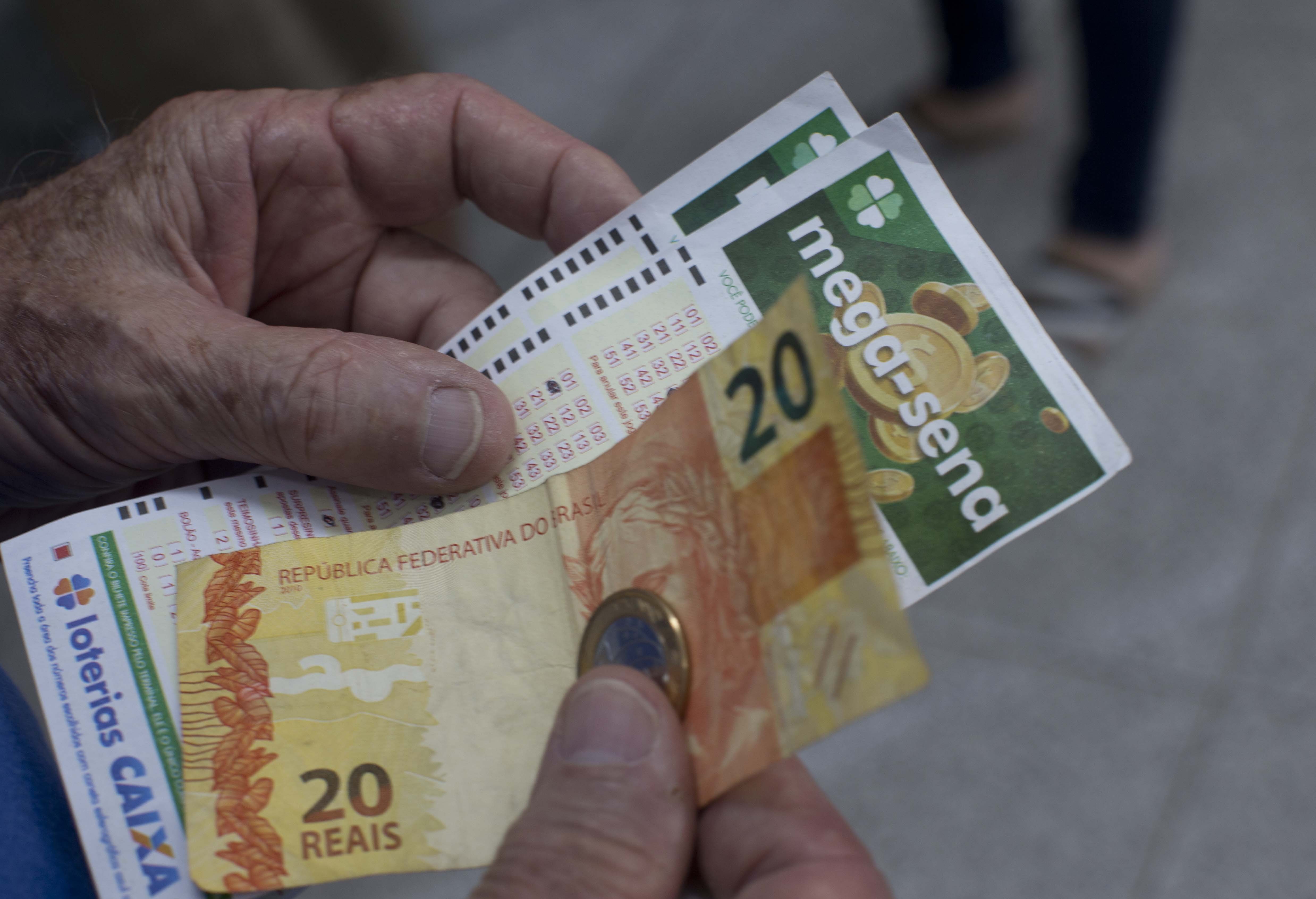 Mega-Sena acumula, e prêmio vai a R$ 52 milhões