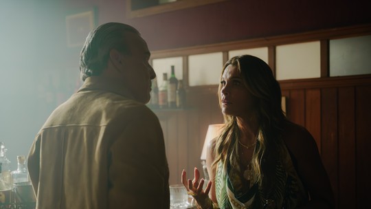'Quem ama cuida' chega ao capítulo 100 com retorno de Heitor, condenação de Ademir e ruína de Ulisses; veja detalhes 'Quem ama cuida' chega ao capítulo 100 com retorno de Heitor, condenação de Ademir e ruína de Ulisses; veja detalhes