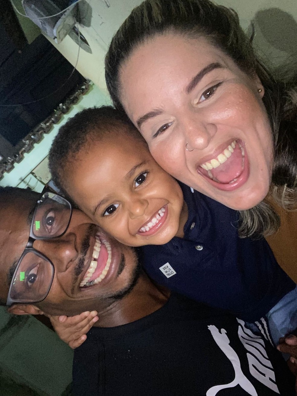 Igor Melo de Carvalho, Marina Moura e o filho do casal &mdash; Foto: Reprodu&ccedil;&atilde;o