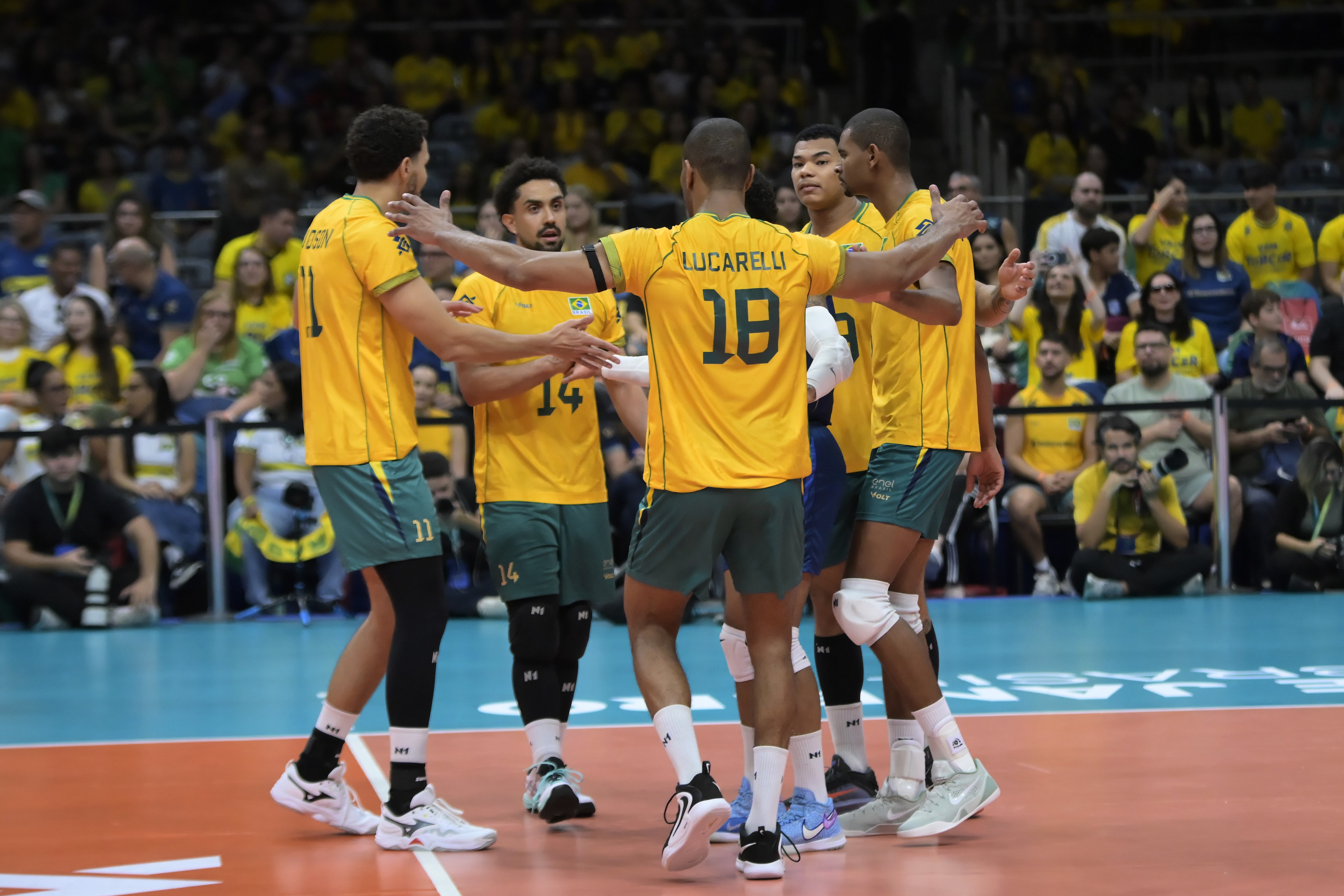 Seleção masculina de vôlei vence Argentina e garante vaga nos Jogos Olímpicos de Los Angeles