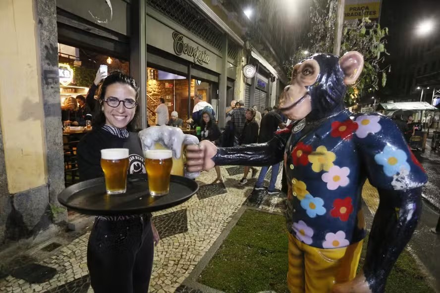 Polo Cervejeiro é inaugurado na Rua da Carioca com sete fábricas artesanais; veja onde ficam