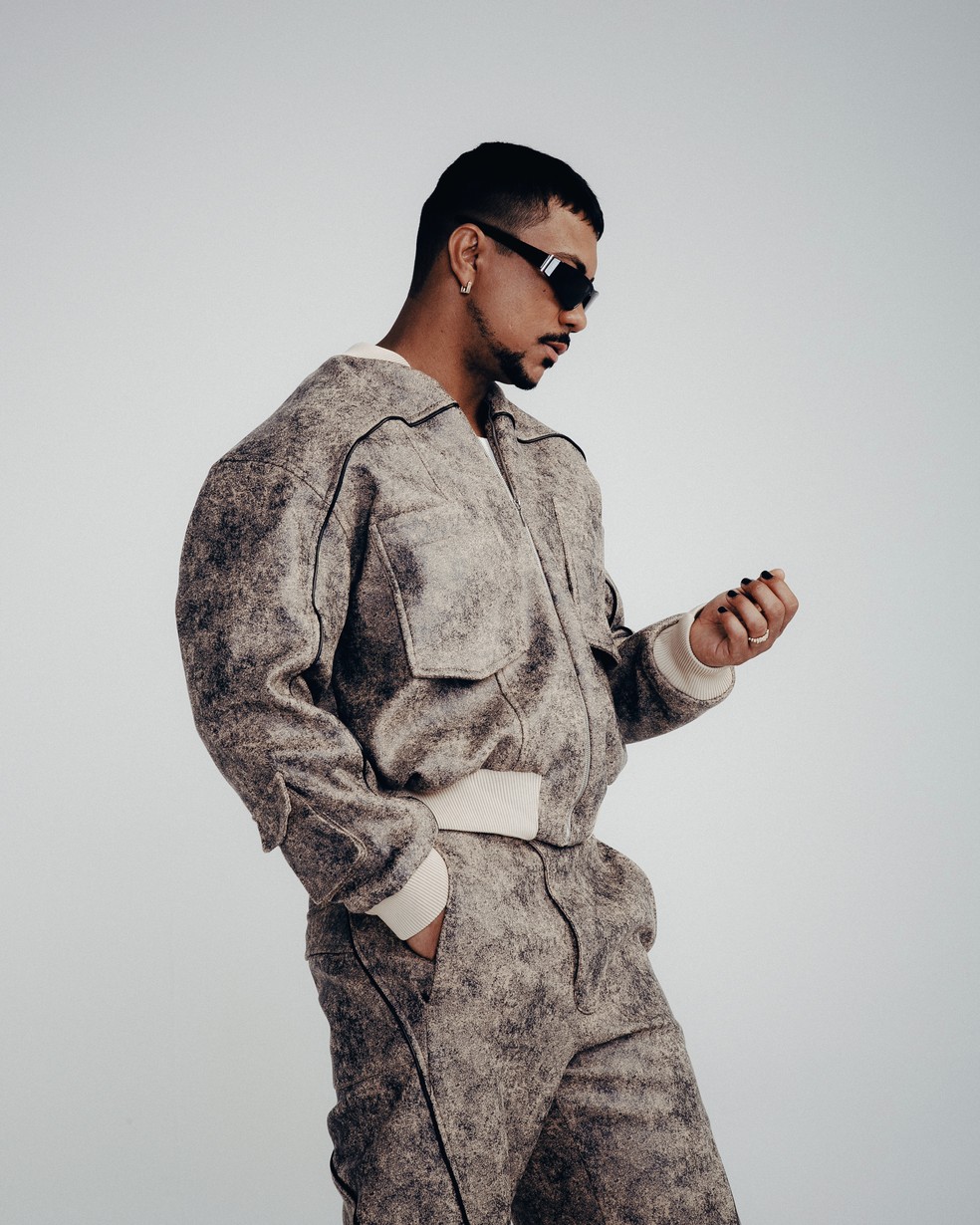 Xamã está no ar na novela "Três Graças" — Foto: Lucas Nogueira/Divulgação