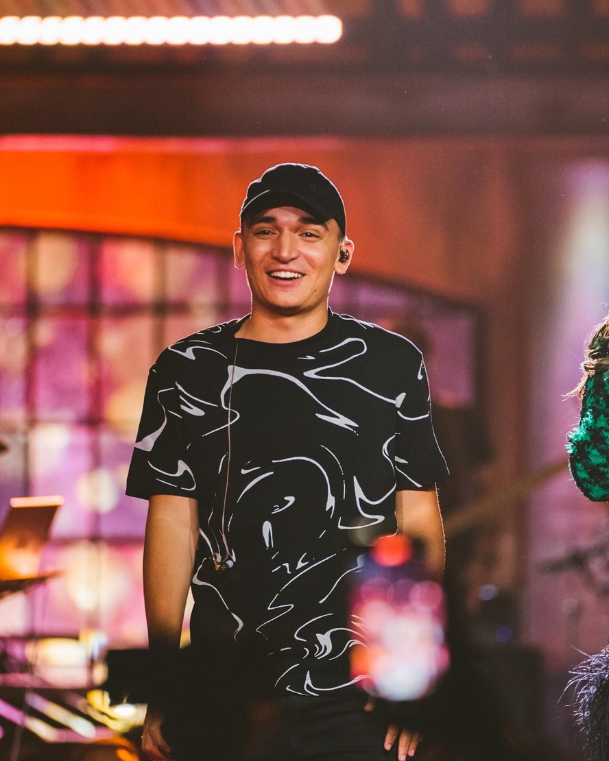 João Gomes, Tarcísio do Acordeon e MC IG agitam fim de semana no Rio;  confira a programação completa