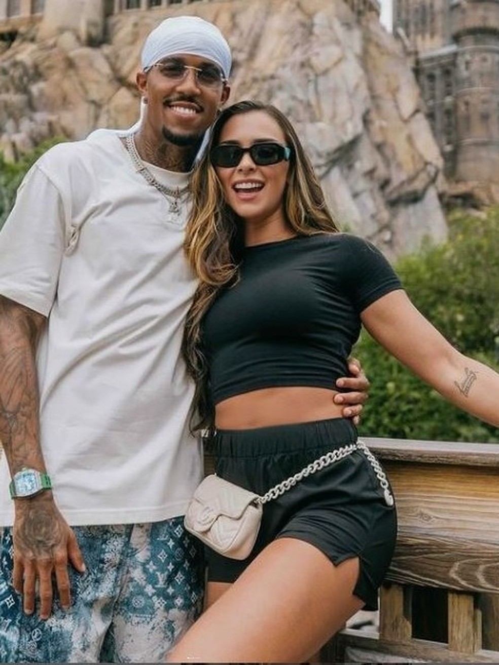 &Eacute;der Milit&atilde;o e Tain&aacute; Castro &mdash; Foto: rep/ instagram