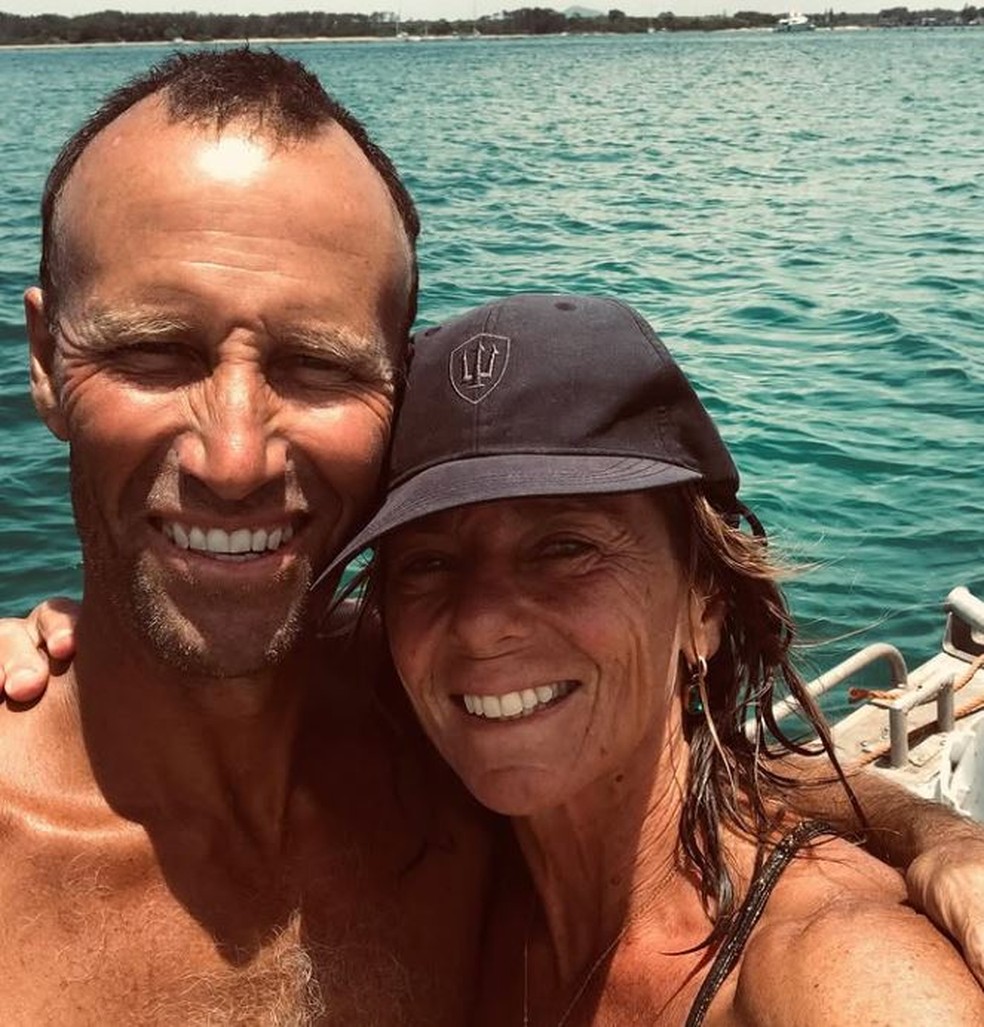 Stephanie Pettersen com o marido Shane Powell &mdash; Foto: rep/ instagram