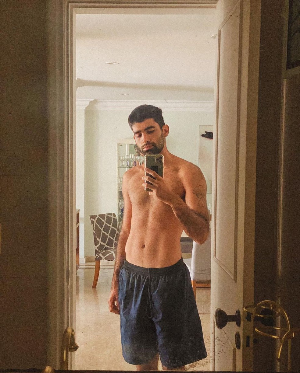 Ator mirim de 'Mulheres apaixonadas', Victor Cugula exibe rotina de treino nas redes sociais — Foto: Reprodução/ Instagram