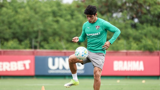 Cano sofre lesão muscular de grau 2 na coxa e volta a virar desfalque no Fluminense Cano sofre lesão muscular de grau 2 na coxa e volta a virar desfalque no Fluminense