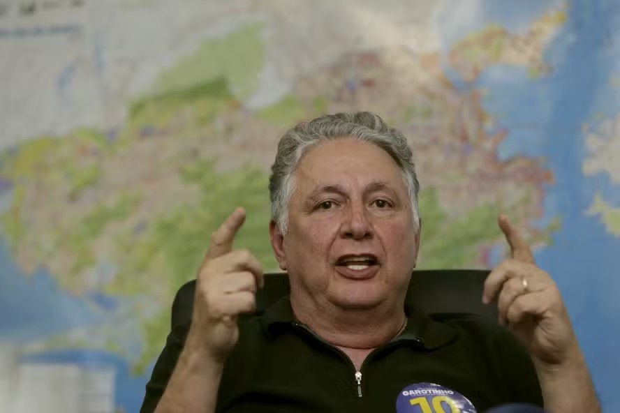 TRE-RJ mantém decisão que barra candidatura de Garotinho ao governo do Rio