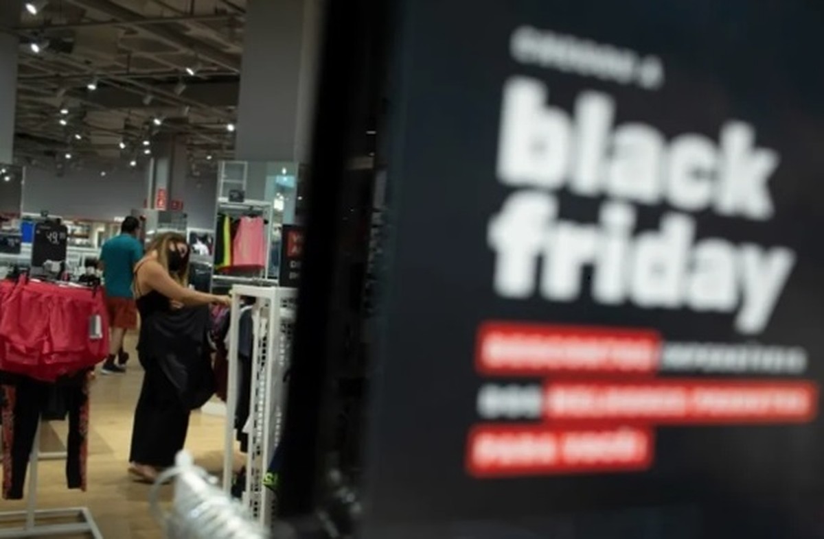 Black Friday ProconRJ monitora preços de 700 produtos e encontra