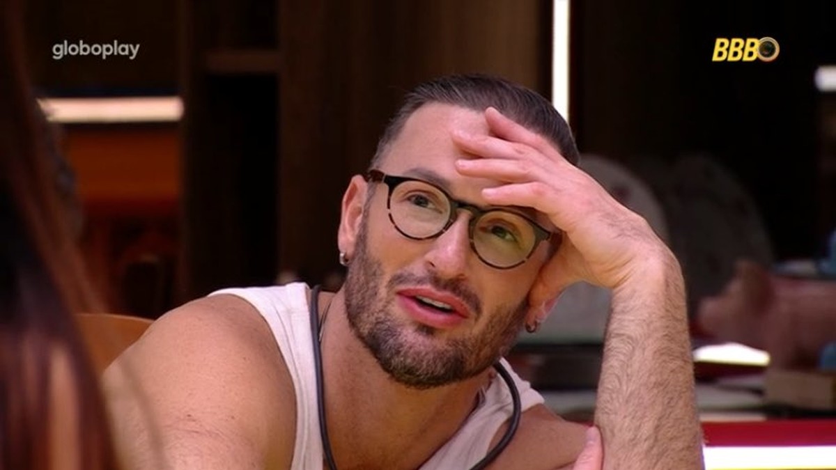 Diego Hypolito, do BBB 25, sofre ataques à saúde mental e sexualidade: Equipe promete processar responsáveis