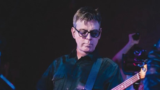Andy Rourke, baixista do The Smiths, morre aos 59 anos vítima de câncer de pâncreas