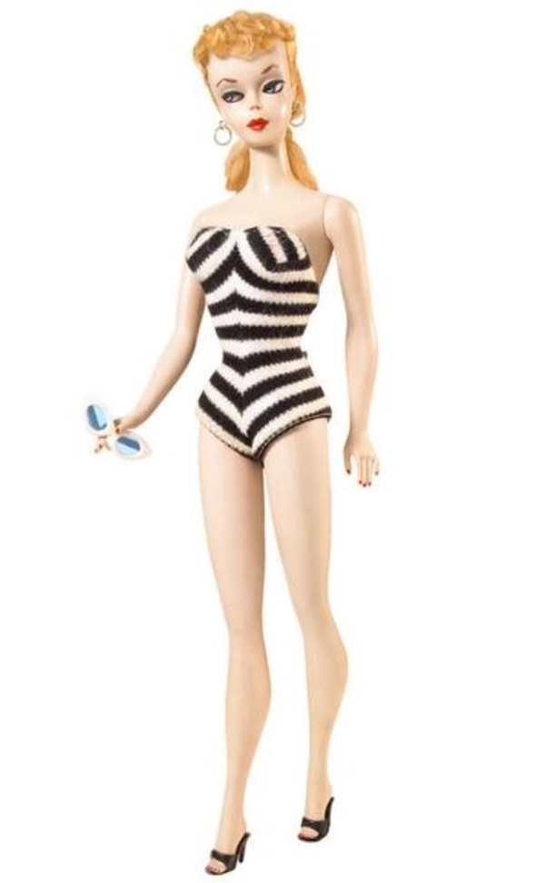 Filme da Barbie traz protagonista com roupa igual à da primeira