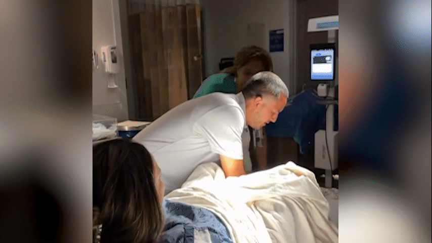 Mulher dá à luz logo após obstetra deixar quarto, e marido realiza o parto
