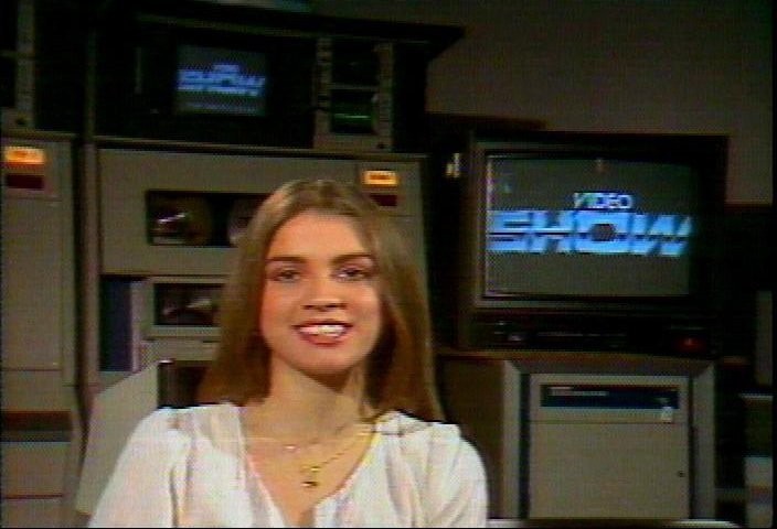 Tássia Camargo foi a primeira apresentadora do "Vídeo show" — Foto: Reprodução/TV Globo