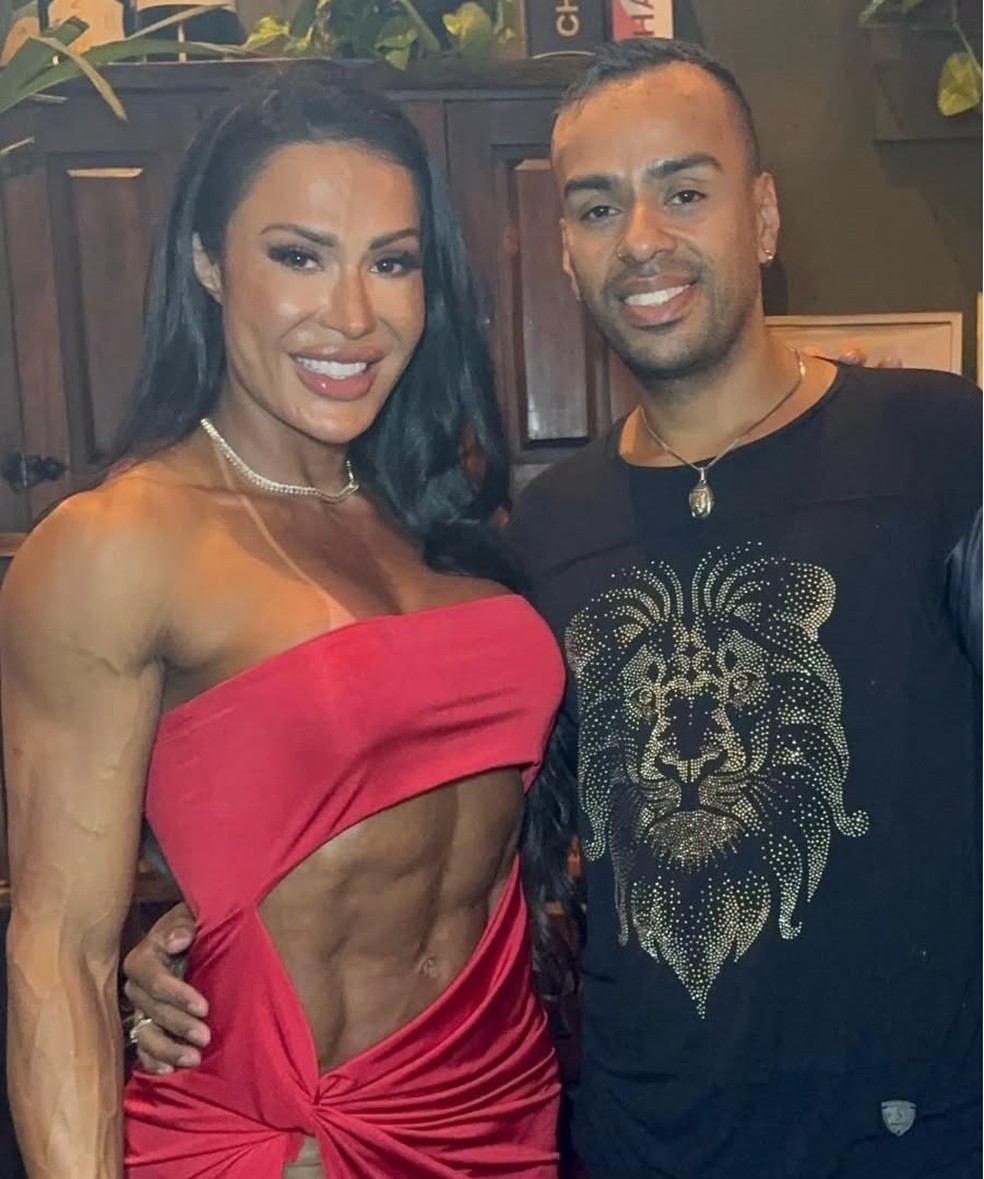 Gracyanne Barbosa com Juliano Silva Carvalho — Foto: Instagram